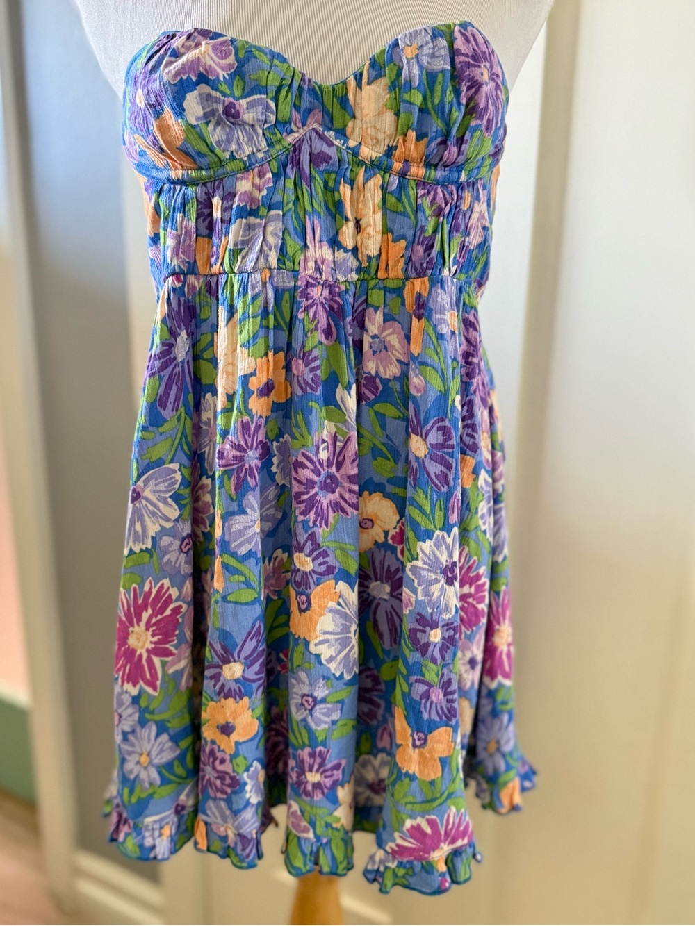 SKY TO MOON strapless floral mini dress in purple small